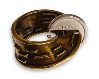 Cast Mobius Metal Puzzle, Hanayama, Brain Teaser, Mechanical Puzzle, IQ Logic Teaser, 3D Puzzle, Puzzle, Huzzle