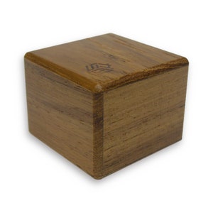 Japanese Puzzle Box Karakuri Small Box 7, Wood Puzzle Box, Wooden Brain Teaser, Trick Box, IQ Logic Teaser, Japan Box #7