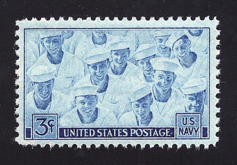 10 Vintage Unused US Postage Stamp 3c WWII Sailors stamp 1945.. Pack of 10 stamps. Military service, Battleship, War history, Militaria image 1