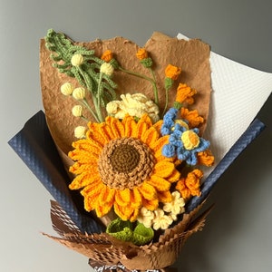 Häkelblumenstrauß handgemacht, Sonnenblume, Wohnkultur, fertiges Produkt, Geschenke für Mutter, Jahrestag, Geburtstag, Freundin, Freund