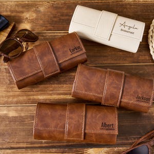 Gepersonaliseerde lederen zonnebrildoos voor bruidsjonkers, leren brillenkoker, aangepaste brillenkoker, cadeau bruidsfeest, cadeau bruidsjonkers