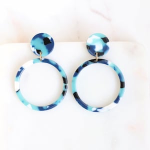 Hoop Earrings Resin, Acrylic Earrings, Plastic Earrings,  Dangle Earring, Blue Tortoise Shell, Acetate Earrings, Mid Century, Retro Style