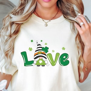Love Shamrock Shirt, Shamrock Love T-Shirt, St Patrick's Day, Lucky, Patrick's Day Gift, Shamrock Shirt, Irish Shirt , Irish Gift