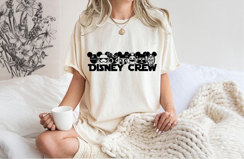 Star Wars Disney-tröja med besättning, Disney-tröja i bekväma färger, Star Wars-familjetröja, Disney Star Wars-tröja, Disney-tröja med besättning bild 1