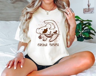 Camiseta Hakuna Matata Disney Animal Kingdom, camiseta y sudadera con el Rey León, Simba, Timón, Pumba y Zazu, regalo de vacaciones familiares para mamá y papá de Disney