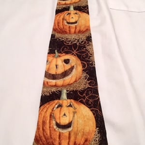 Pumpkin Necktie