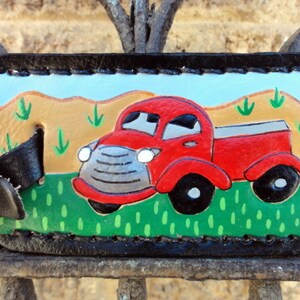 Gepäckanhänger mit rotem Pickup