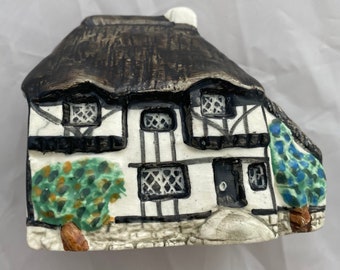 RARE Yeoman’s Cottage Made in England Tudor House Miniature