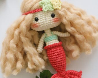 Patrón de crochet inglés para amigurumi de la Sirenita Lia (PDF)