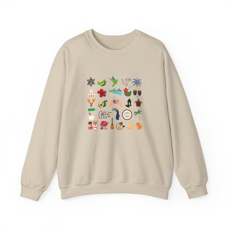 Lieferzeit 2-4 Werktage in der Serie Puero Rico Kultur Unisex Sweatshirt mit Rundhalsausschnitt Schwere Mischung mit Boricua Symbolen Sand