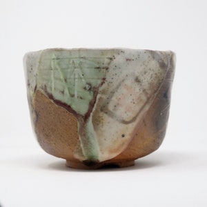 Tazón de té estilo Oribe de leña para matcha