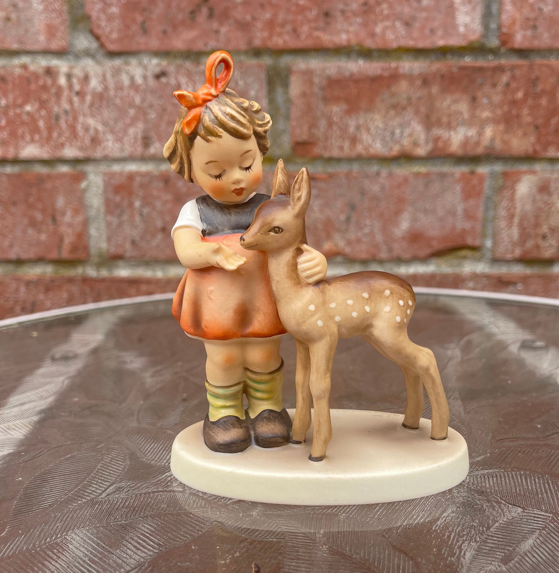 Hummel girl and bird - Etsy 日本 Hummel girl and bird - Etsy 日本