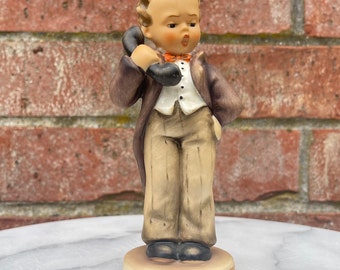 Figurine Hummel Goebel « Hello » #129/0 fabriquée en Allemagne