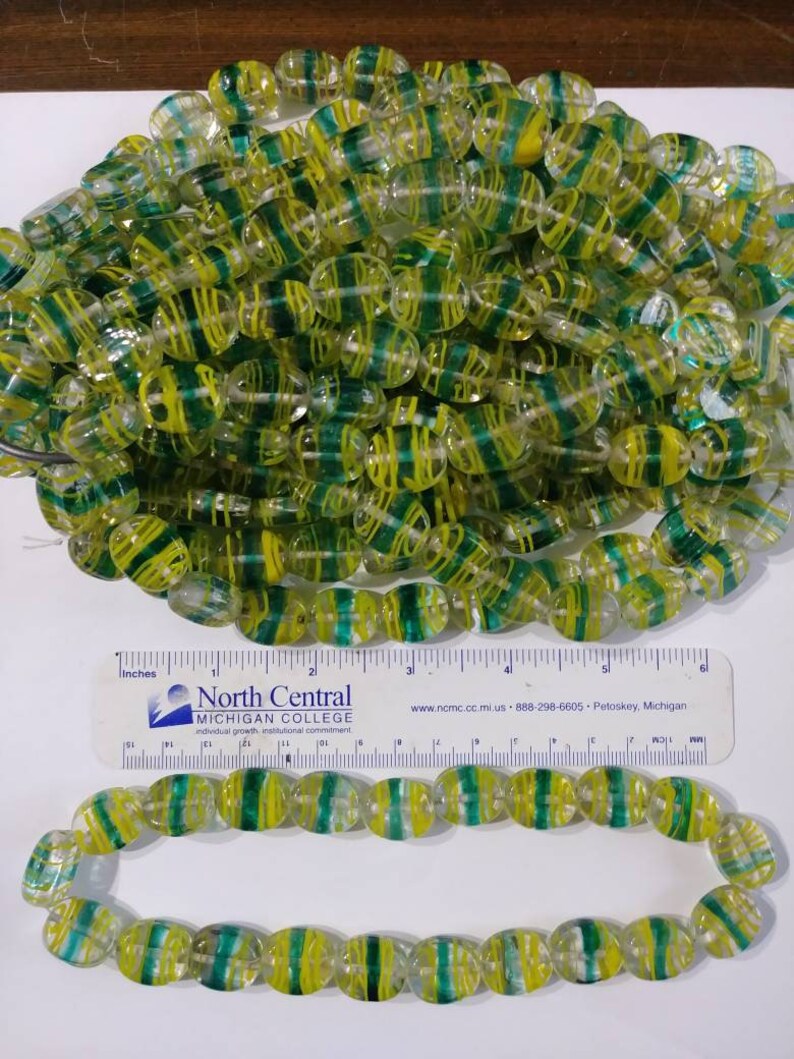 Vintage 1970s Lamp Work Glass Beads Clear w Stripes 15in strand 20 Beads Flat Oval Hippie Gypsy Rendezvous Necklace Jewelry Craft Supplies