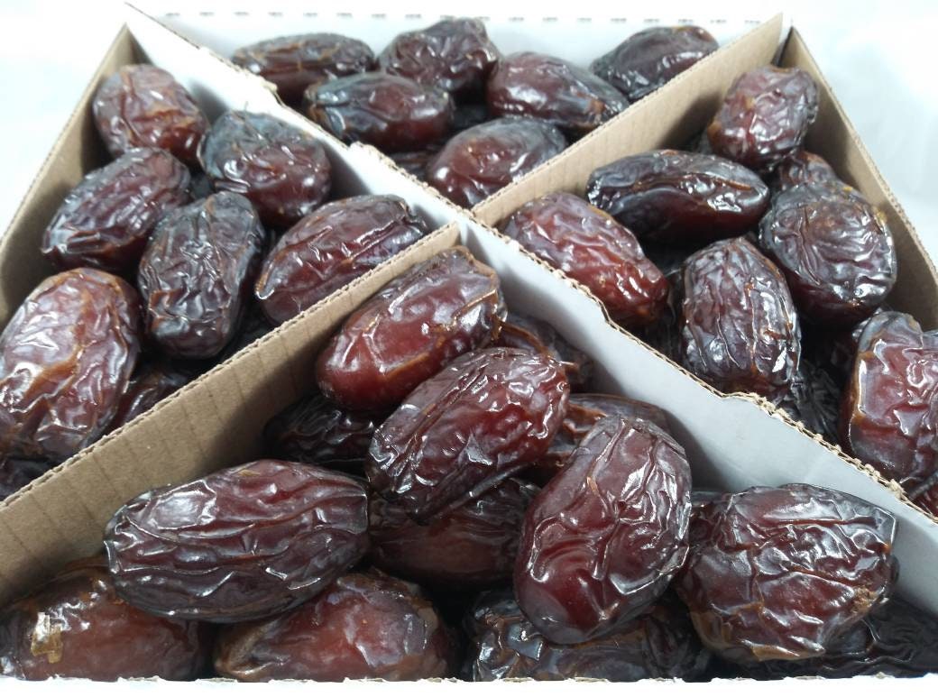 Fresh Medjool Dates