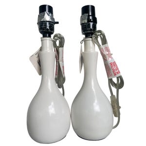 Set Of 2 White Ceramic Accent Lamps 11.5&quot; Tall Corded Plug Design Minimalist NWT