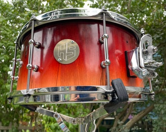 Beech snare drum, stave snare drum, solid wood snare,  8 lug snare.