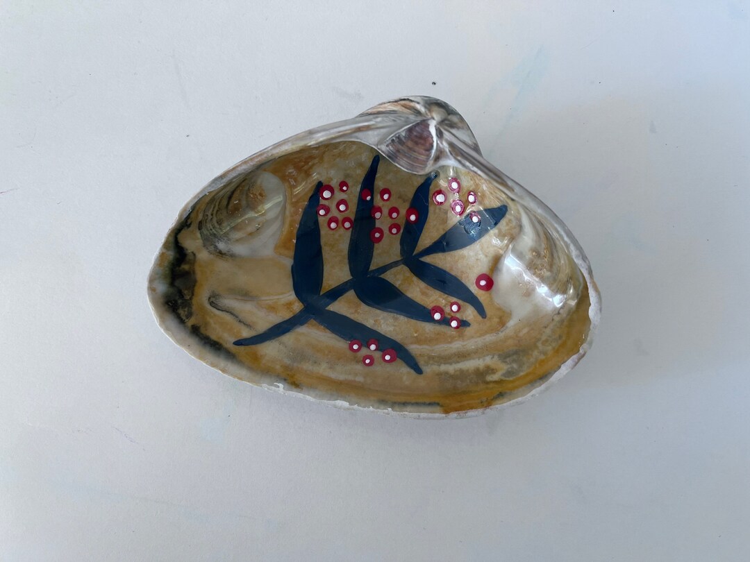 Watercolored Clam Shell Hand Painted Clam Shell - Etsy