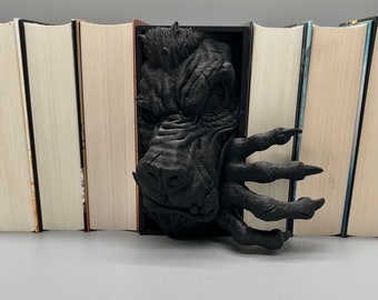 Werewolf Book Nook : Bookend Fantasy Horreur Magie | Cadeau pour les amateurs de livres, les fans d'horreur et de décoration d'Halloween !