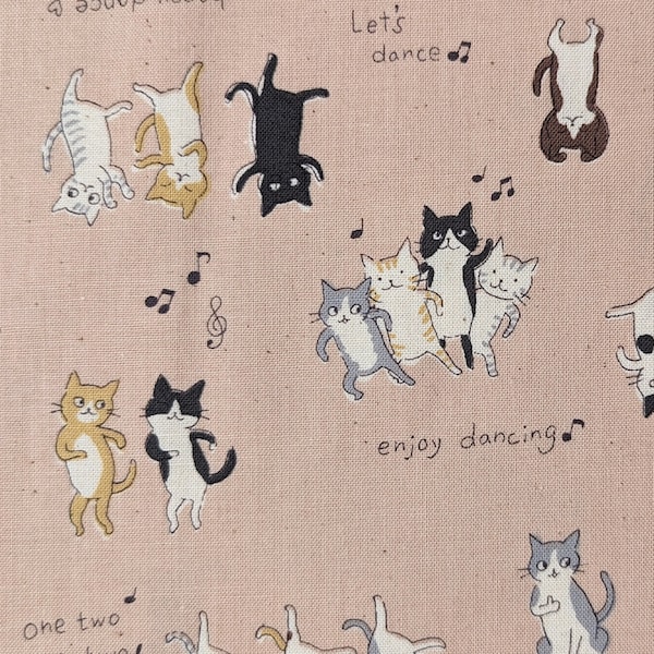 Kokka Dancing Cats Trèfle Japanese cotton fabric YKA-99000-2B light rose