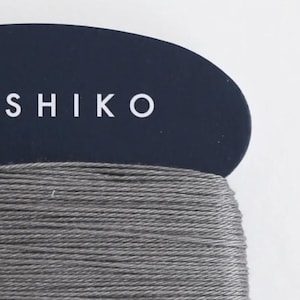 Daruma #229 NEZUMI Japanese Cotton SASHIKO thread 40 meter skein 20/4 うねずみ mouse gray