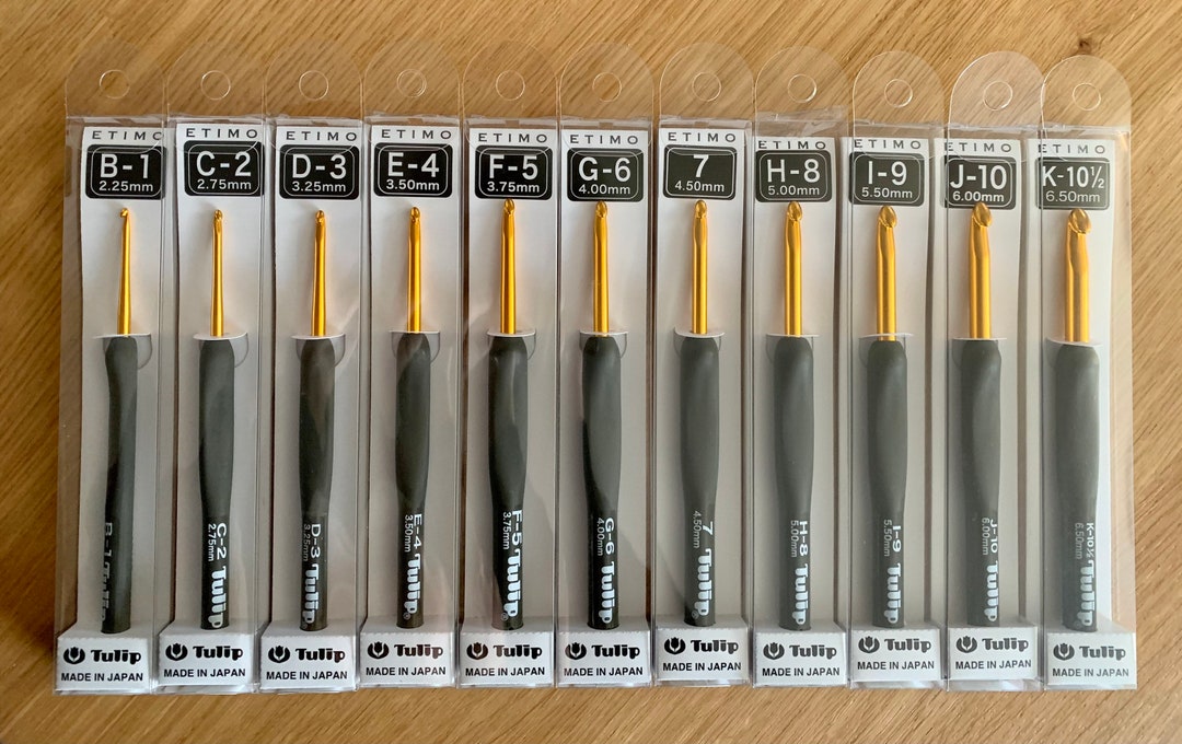 Tulip ETIMO Crochet Hooks With Cushion Grip in Gray and Gold - Etsy