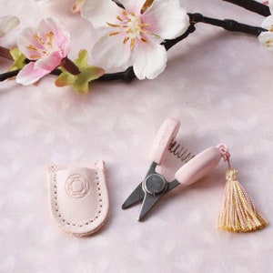 Cohana Japanese mini scissors - Limited Edition Sakura Pink