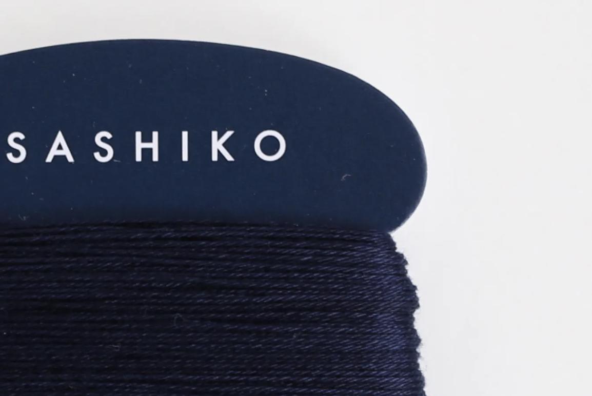 Daruma #216 KO AI Japanese Cotton SASHIKO thread 40 meter skein 20/4 濃あい deep blue