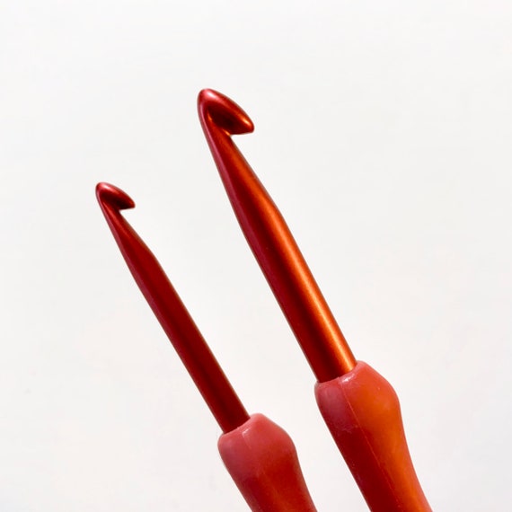 Tulip ETIMO Red Crochet Hook With Cushion Grip Assorted Sizes - Etsy