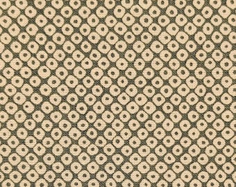 Tela japonesa de algodón Sevenberry Kanoko Dots 88222-9-3 beige y verde