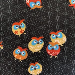 Cute Owls フクロウ 梟  Japanese cotton fabric Y-3060-28F black