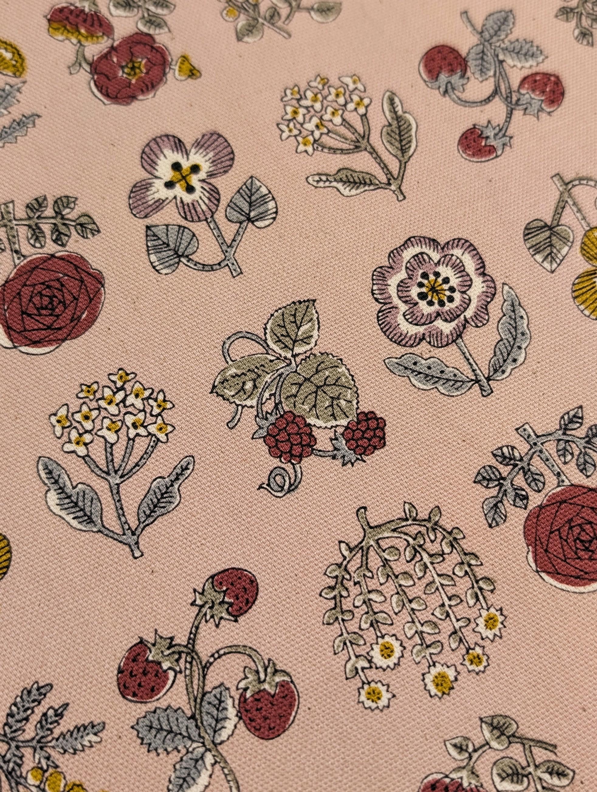 Linnea Wildflower Kokka Japanese Cotton Oxford Fabric YKA