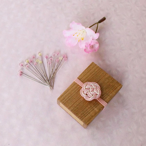 Cohana Japanese Glass Head Pins in Wooden Box - Limited Edition Sakura 2021