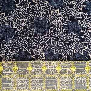 Sevenberry Maple Leaf Momiji Japanese cotton fabric 88223-2 navy blue beige image 4
