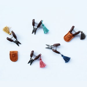 Cohana Japanese mini scissors - choose your color
