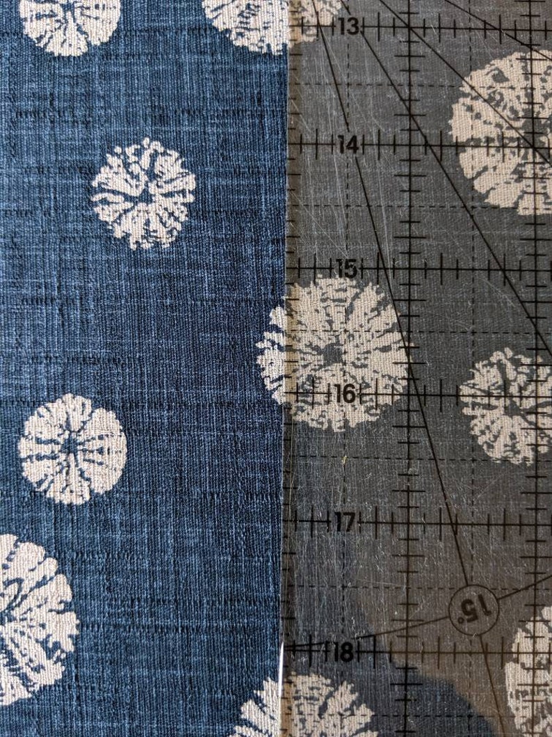 Morikiku Shibori Sand Dollars Japanese cotton dobby fabric PRINT M18000-A22 blue beige image 4