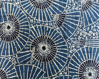 Sevenberry Vintage Parasols Japanese cotton fabric 83046-1-2 medium blue