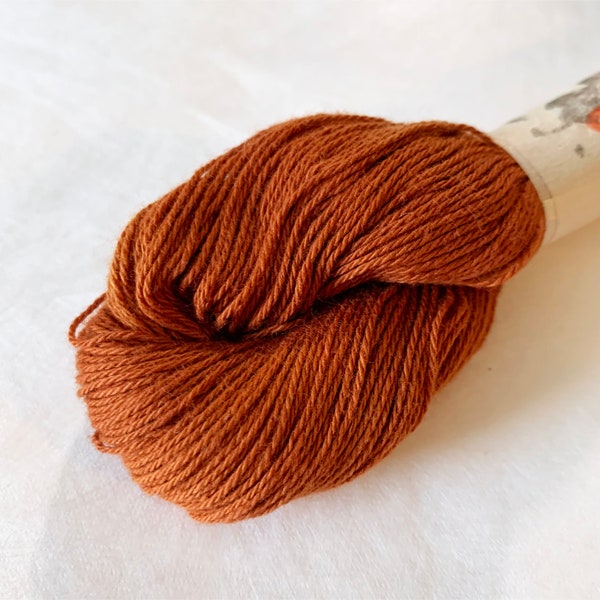 Aizenkobo #20 Fox Orange Japanese sashiko cotton thread 130 meter skein from Kyoto Japan 刺し子糸