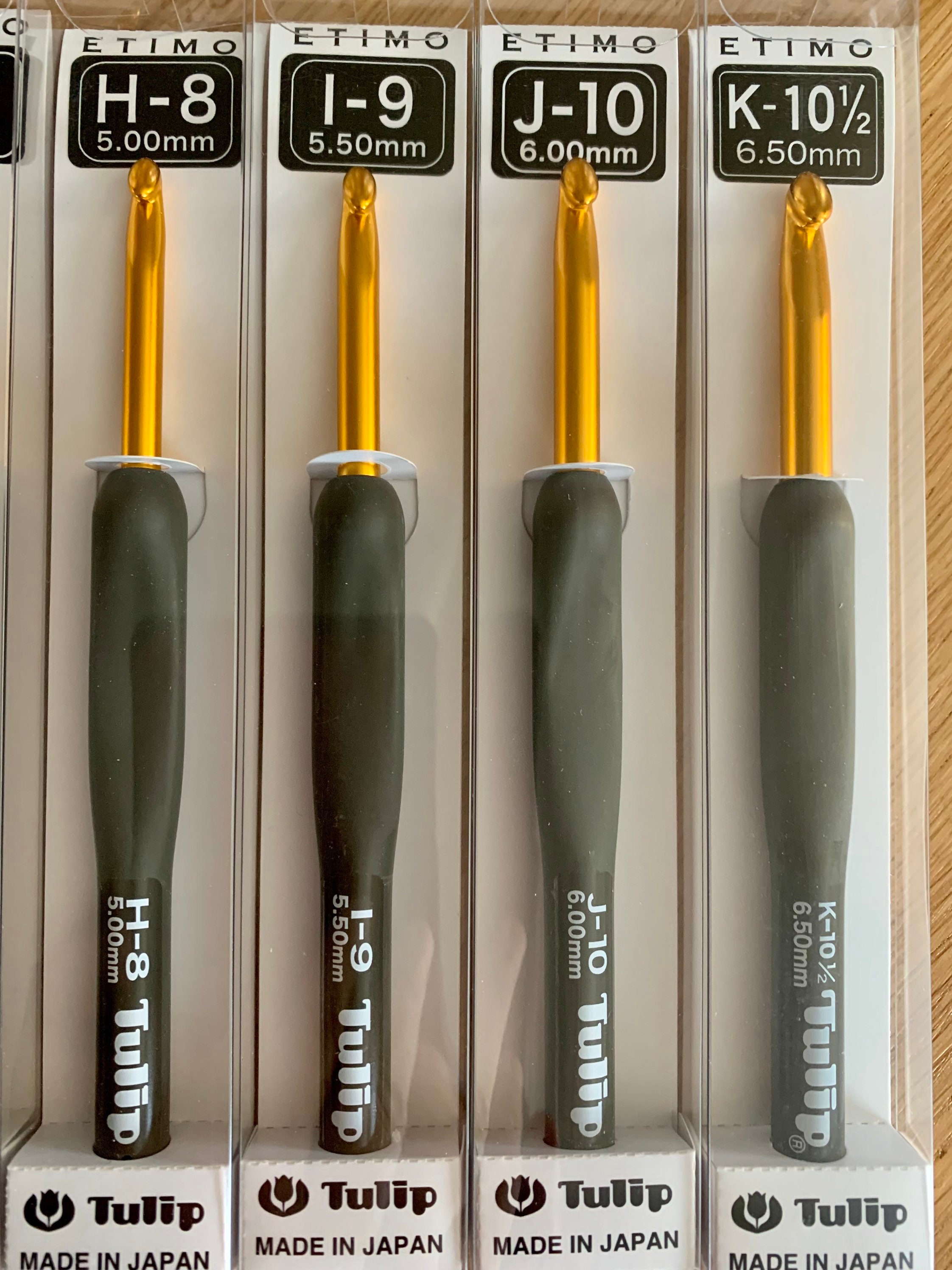 Tulip ETIMO Crochet Hooks With Cushion Grip in Gray and Gold - Etsy