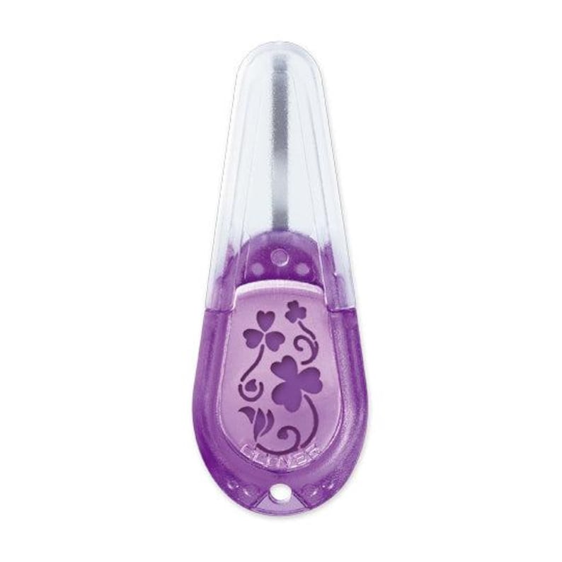 Clover Embroidery Needle Threader 8611 green