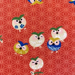 Cute Owls フクロウ 梟  Japanese cotton fabric Y-3060-28E light red