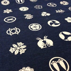 Japanese Family Crests Kamon cotton fabric 04-84B navy blue beige - half yard