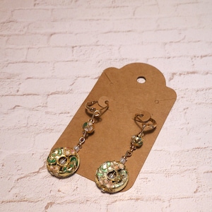 Gouden cloisonné-oorbellen