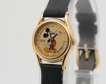 Vintage Lorus-seiko Disney Mickey Mouse V515-6080 Ladies  display picture 1