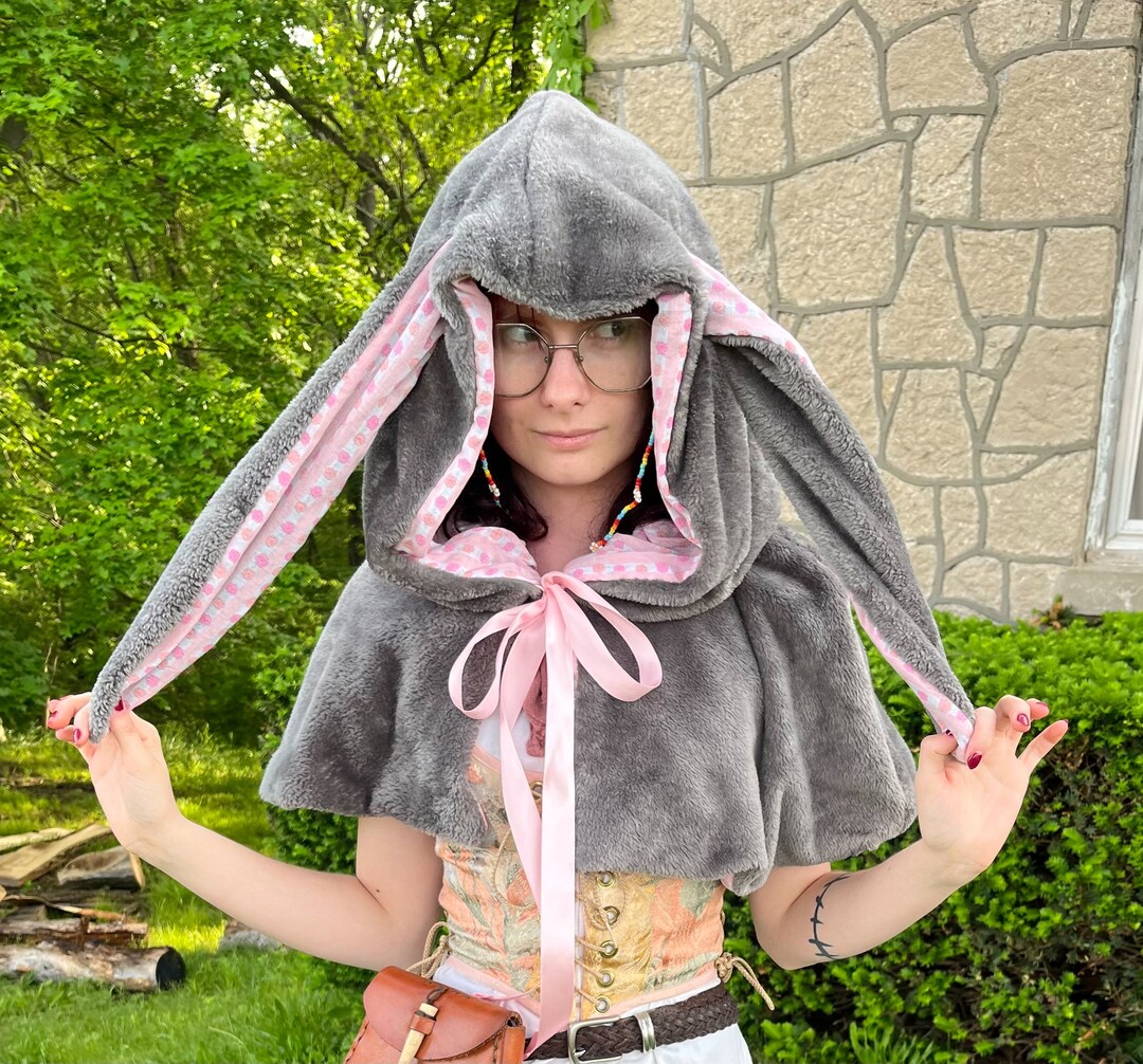 Speedy Chameleon Furry Hood