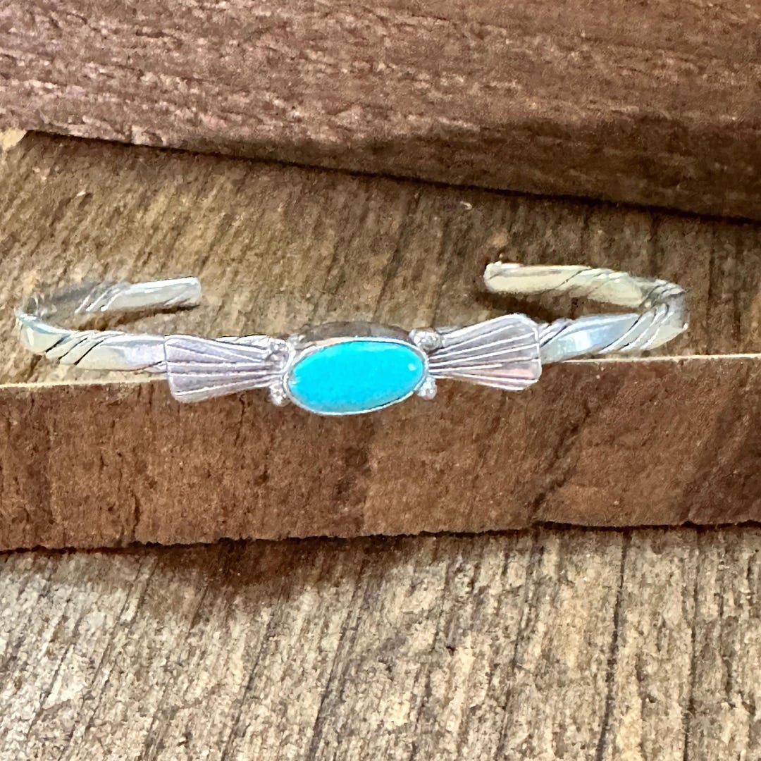 Handmade Navajo Sterling Silver & Kingman Turquoise Cuff Bracelet - Etsy