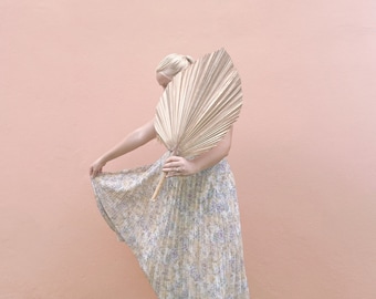 Sun-dried Palm Leaf Décor - Bohemian Weddings or Chic Home - Large Dried Flowers, Wedding Decor, Party Natural Decor, SAME DAY Ship
