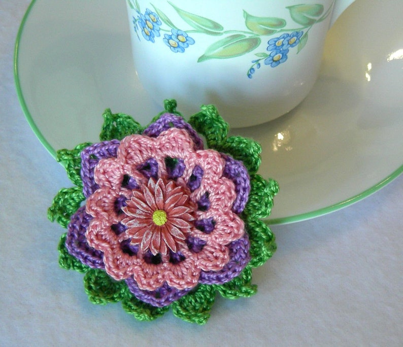 Garden Joy Crochet Flower Brooch, Crochet Thread Pin image 3