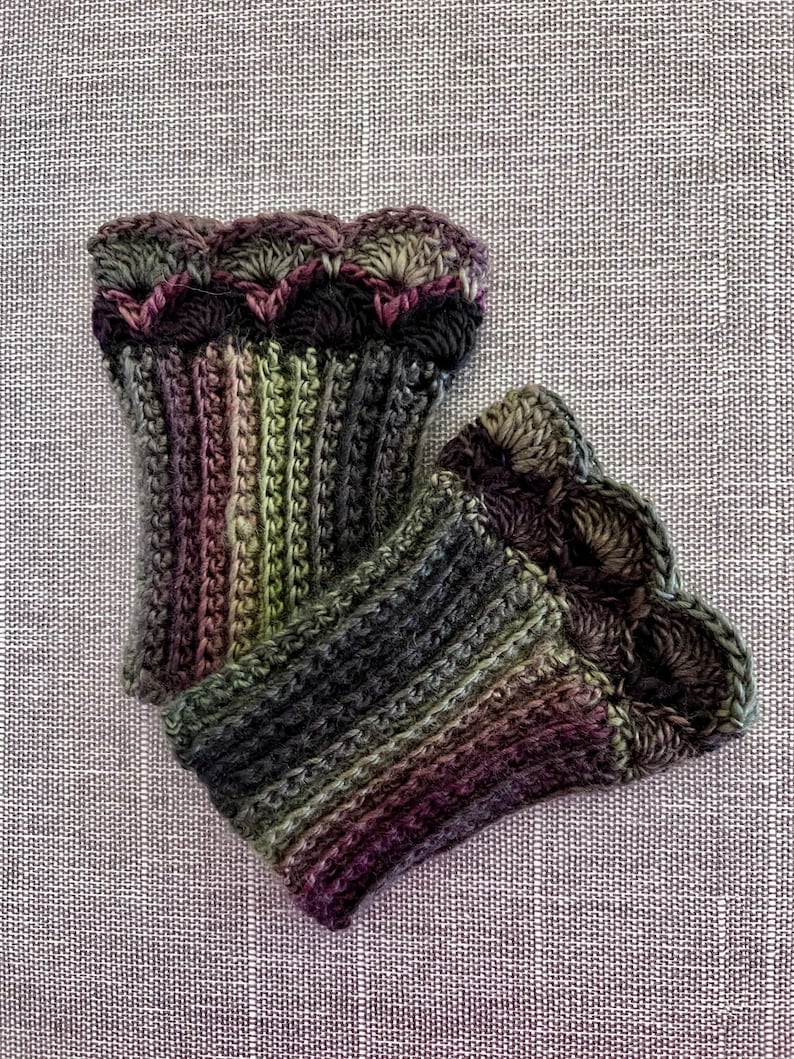 Heather Green and Lavender Boot Cuffs F for Short Boots image 1