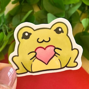 Frosch Herz Sticker | spülmaschinenfester Aufkleber aus Vinyl, glänzend | süßer Frosch Liebe zum Valentinstag | handgemachte Deko für Laptop